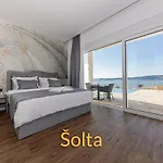 Bella Vista Am